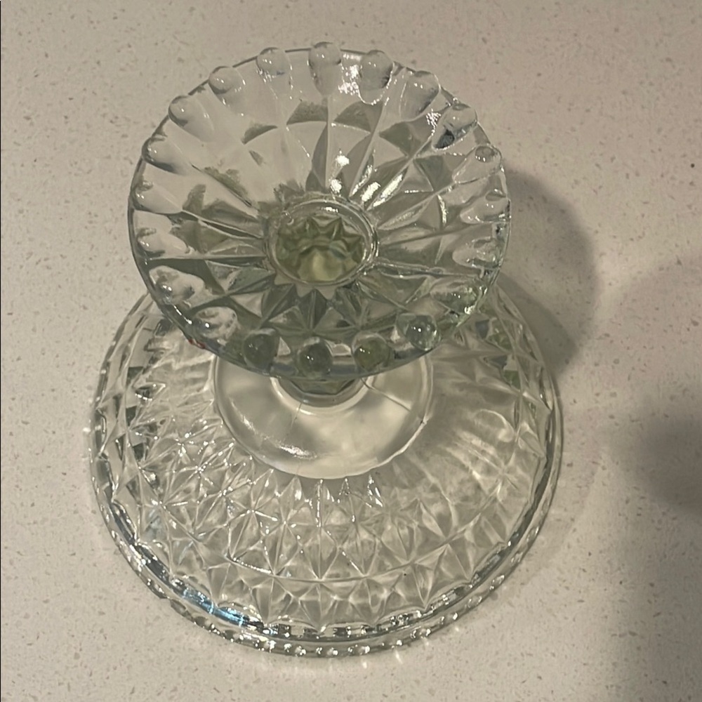 Green Glass Compote Dish with Scalloped Edge and Diamond Pattern - Picture 3 of 3